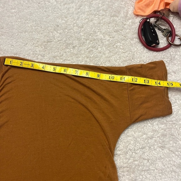 The Hanger Burnt Orange Blouse - Picture 4 of 7